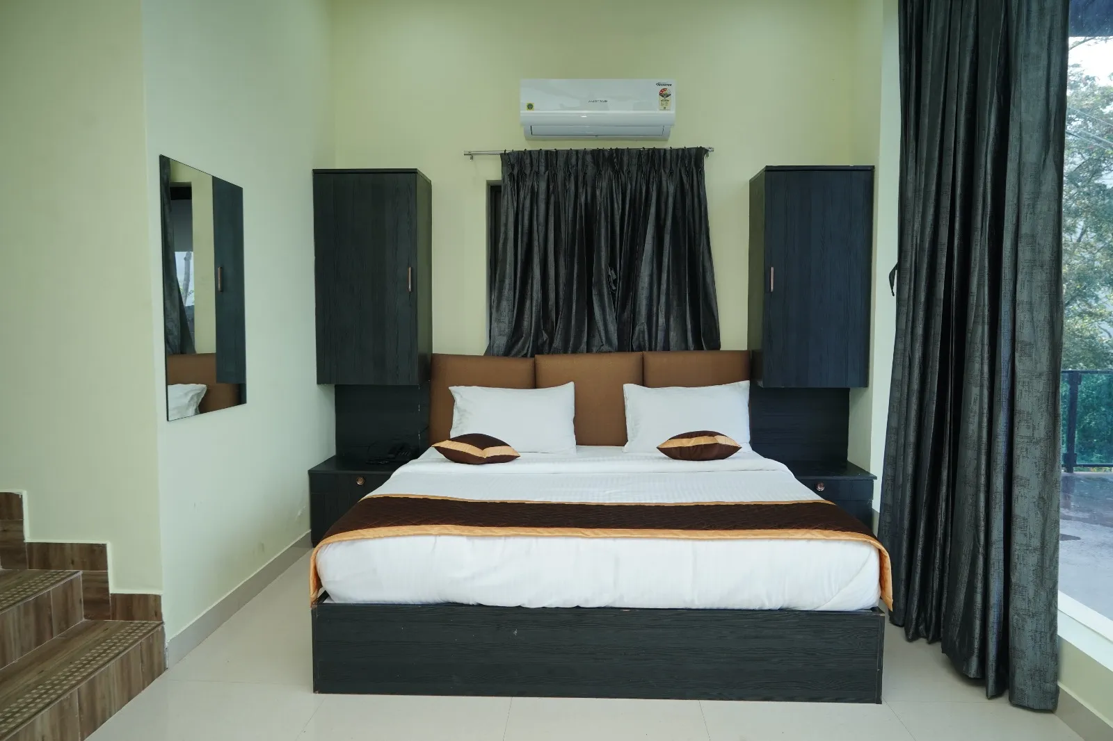 ERA Resorts Kodaikanal best resorts in kodaikanal for family Mountain Breeze G1 sub 5